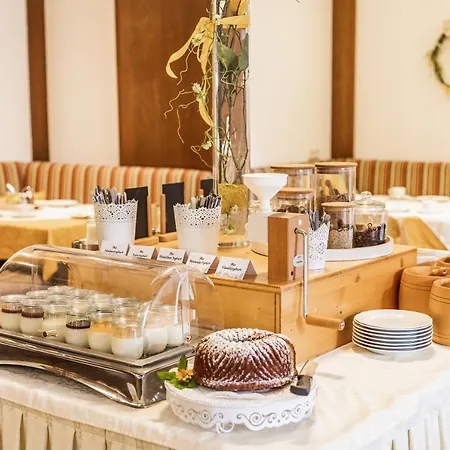 Bio-Bauernhof-Hotel Matlschweiger Farm stay Lassing (Liezen)