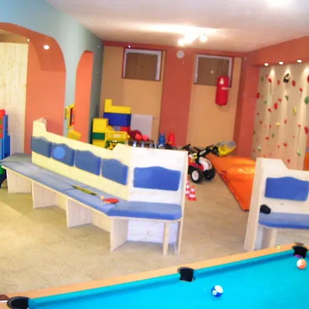 Farm stay Bio-Bauernhof-Hotel Matlschweiger *