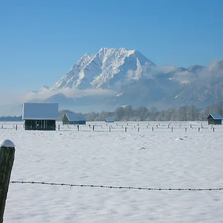 Farm stay Bio-Bauernhof-Hotel Matlschweiger *