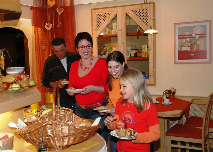 Bio-bauernhof-hotel Matlschweiger 农家乐 Lassing (Liezen)